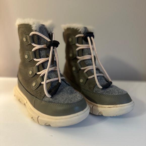 Youth Sorel Explorer - Picture 2 of 9